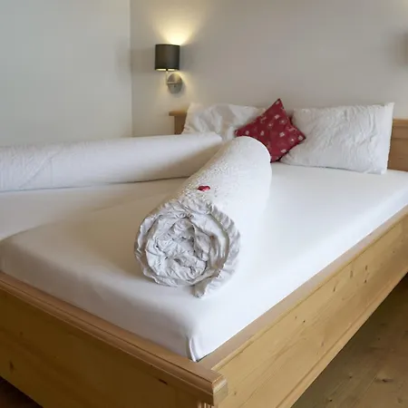 Отель Steinbock 3*